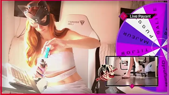 Snapshot of MissSweetYumi chatting on 03-19-26, 09:35 MissSweetYumi online show from 03-19-26, 09:35