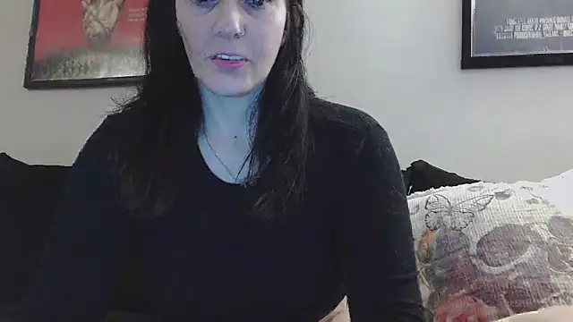 CrystalLakeXO online show from 09-14-25, 11:15