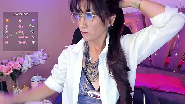 Snapshot of Ahytanna chatting on 03-06-25, 07:36 Ahytanna online show from 03-06-25, 07:36