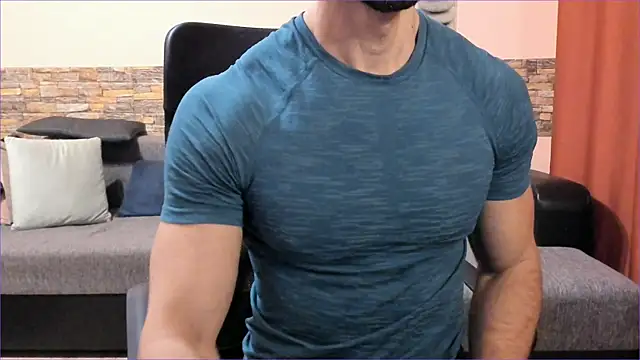 HotHunkTrainer online show from 11-09-25, 08:01