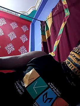 model yesx online show from 04-05-26, 05:10