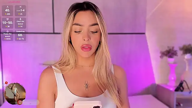 Snapshot of Addison_baker chatting on 01-20-25, 07:57 Addison baker online show from 01-20-25, 07:57