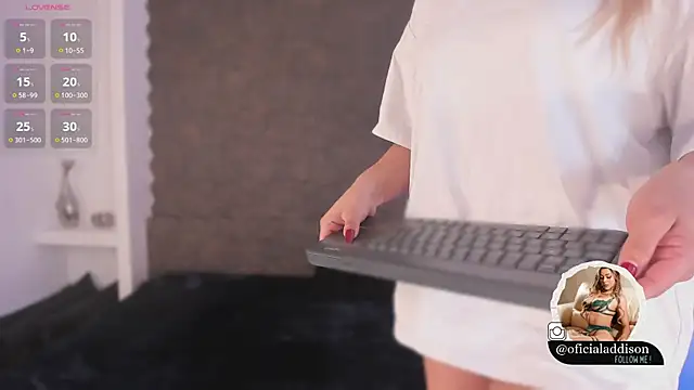 Snapshot of Addison_baker chatting on 02-13-25, 07:52 Addison baker online show from 02-13-25, 07:52