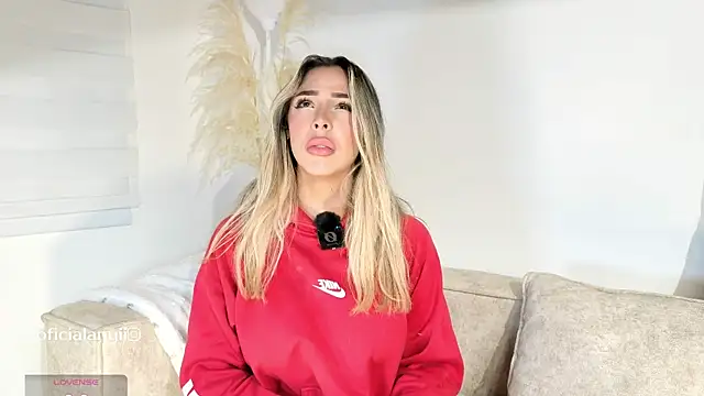 Snapshot of Addison_baker chatting on 10-28-25, 03:21 Addison baker online show from 10-28-25, 03:21