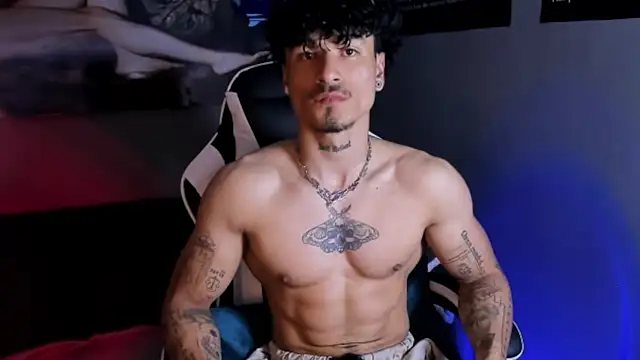 Thomas Fit1 online show from 04-06-26, 01:58