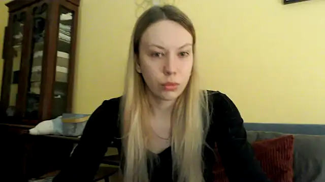 Snapshot of Scarlettford chatting on 02-02-25, 04:11 Scarlettford online show from 02-02-25, 04:11