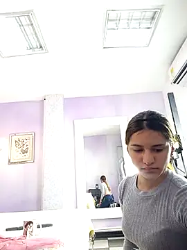 AnthonelaDuque online show from 03-17-25, 11:53