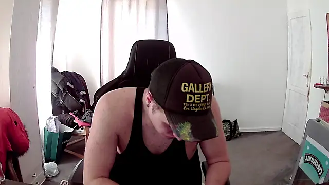 PKrisztian online show from 04-07-26, 01:55