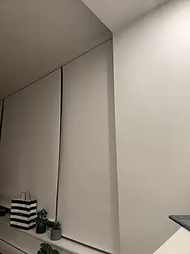 jAsMinE678 online show from 02-16-25, 03:47