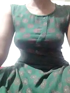 rituporna2004 online show from 01-17-25, 02:07