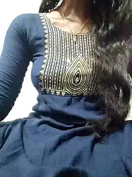 rituporna2004 online show from 01-28-25, 03:47