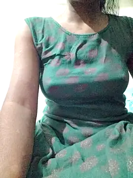 rituporna2004 online show from 01-09-26, 02:25