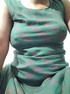 rituporna2004 online show from 04-22-26, 02:03