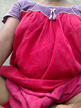Snapshot of rituporna2004 chatting on 06-19-26, 01:32 rituporna2004 online show from 06-19-26, 01:32