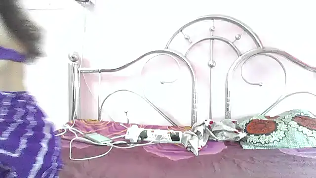 my-laila online show from 03-17-26, 06:50