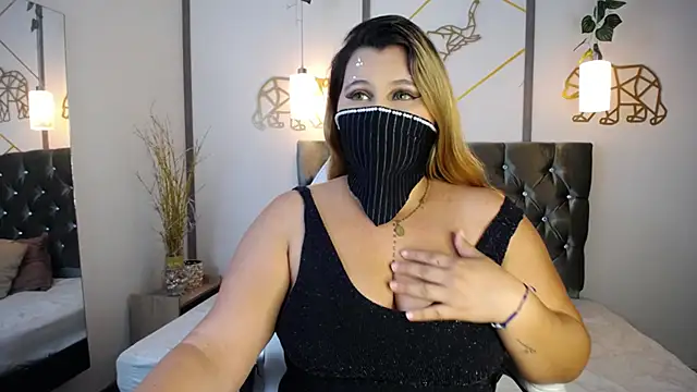 SalmaZaman online show from 01-19-25, 07:37