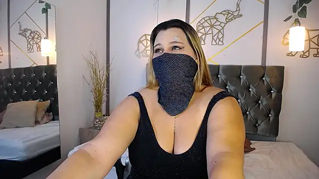 SalmaZaman online show from 01-25-25, 02:36