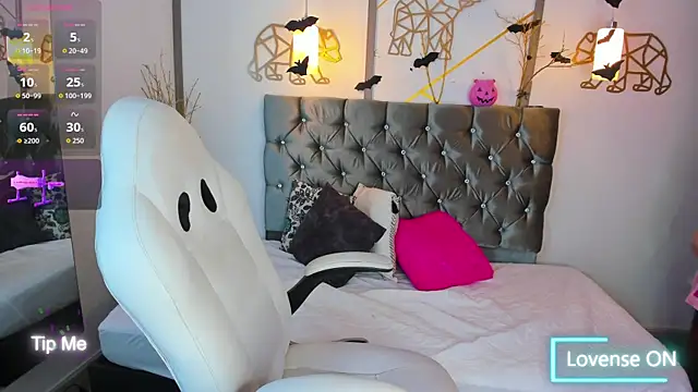 SalmaZaman online show from 10-20-25, 06:08