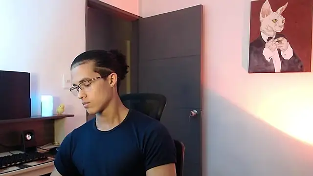 Snapshot of alejo_x3 chatting on 02-28-25, 12:43 alejo x3 online show from 02-28-25, 12:43