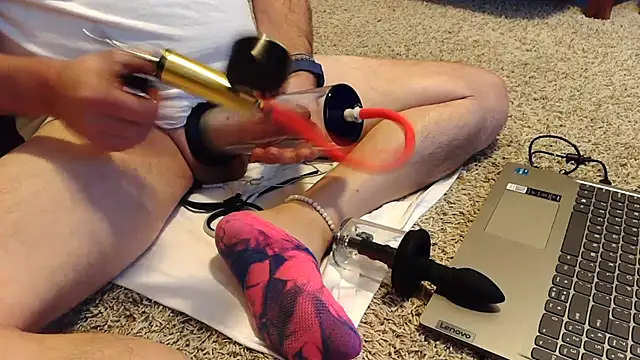 femgui69 online show from 11-04-25, 09:36