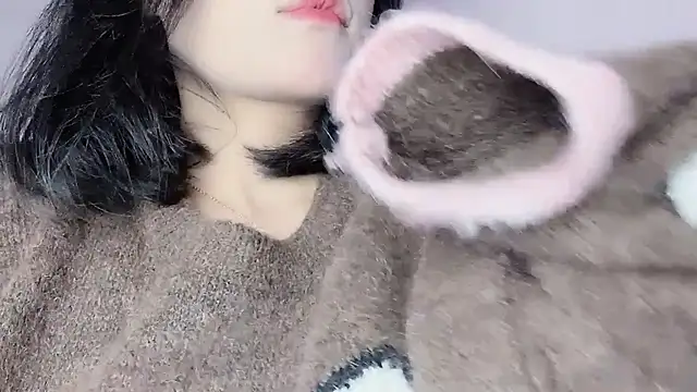 Snapshot of Baenee chatting on 01-09-26, 03:04 Baenee online show from 01-09-26, 03:04