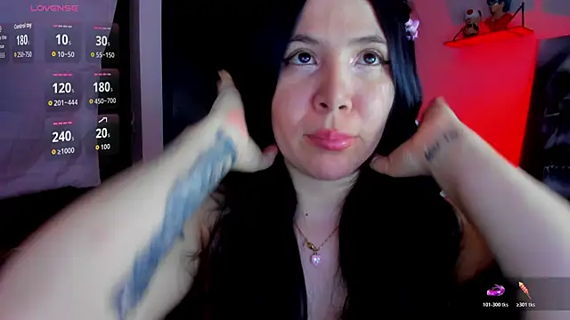 AilynRed online show from 07-30-26, 04:00
