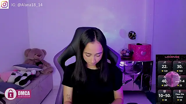 Alana Pherson online show from 09-15-25, 04:12