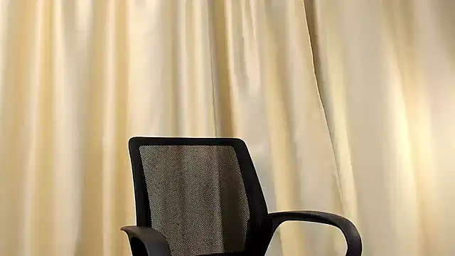 a lejandro 0 8 online show from 01-15-25, 07:05