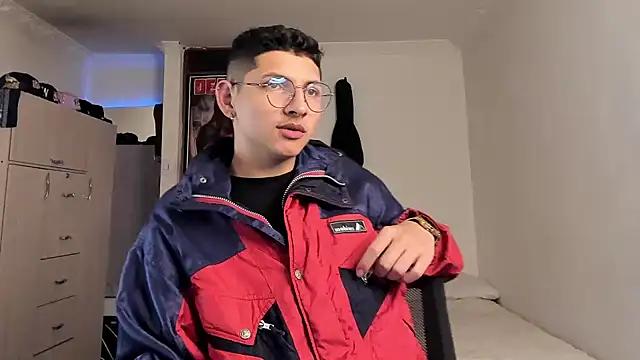 a lejandro 0 8 online show from 01-21-25, 02:00