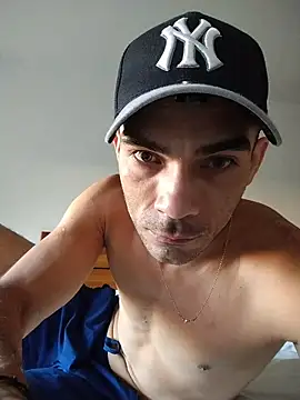 sexyboycolombi4 online show from 07-28-26, 10:09