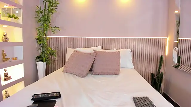 EmmilyCollson online show from 12-03-25, 05:11