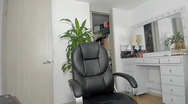 charlotte tiller online show from 02-01-25, 11:48