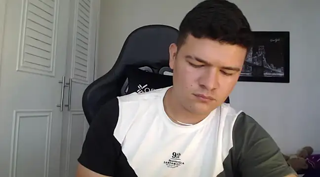 Plug Control online show from 01-29-25, 04:08