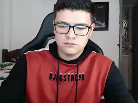 Plug Control online show from 03-17-25, 08:51