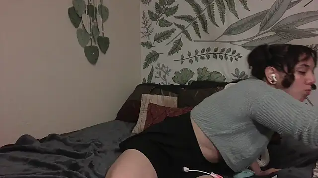 Snapshot of punkpuppy_ chatting on 03-06-25, 02:19 punkpuppy online show from 03-06-25, 02:19