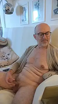 Snapshot of MadProfessor chatting on 03-17-26, 03:48 MadProfessor online show from 03-17-26, 03:48