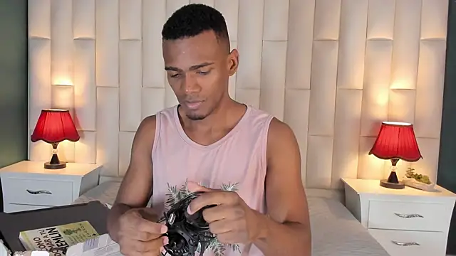 Snapshot of Lonelyfetishguy chatting on 03-06-25, 08:37 Lonelyfetishguy online show from 03-06-25, 08:37