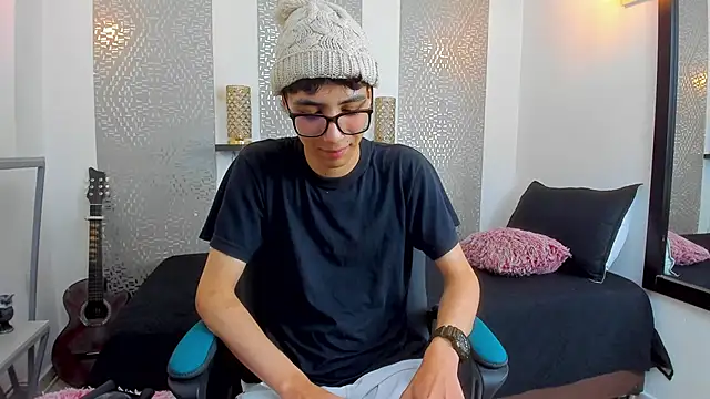 Nikolay Gregori online show from 02-14-25, 07:38