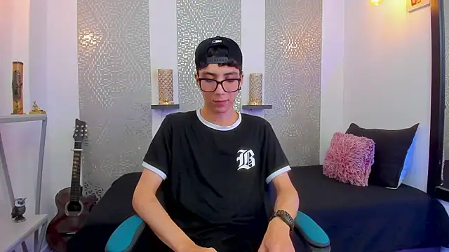 Nikolay Gregori online show from 02-18-25, 07:21