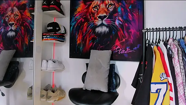 Snapshot of Pantera_black_21 chatting on 11-22-25, 07:13 Pantera black 21 online show from 11-22-25, 07:13