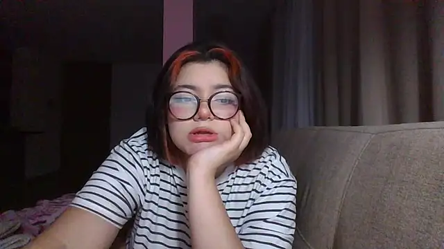 Snapshot of Gaby_Danna chatting on 02-19-25, 12:57 Gaby Danna online show from 02-19-25, 12:57