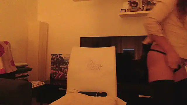 fragrance72 online show from 10-04-25, 05:16