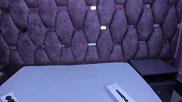 AlaSmith online show from 10-30-25, 01:51