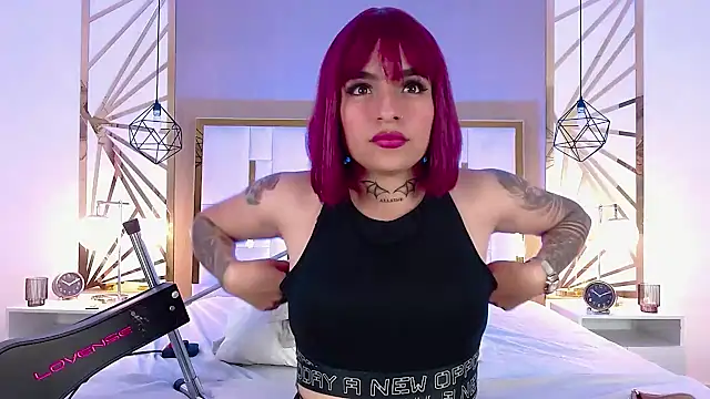 valeriee millerr  online show from 01-24-25, 05:21