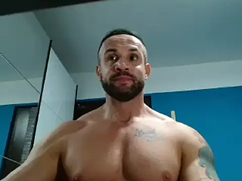 Magnificmuscles89 online show from 01-04-25, 11:06