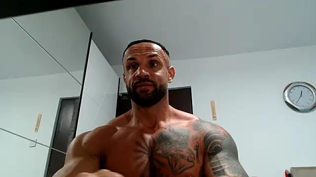 Magnificmuscles89 online show from 11-02-25, 10:39