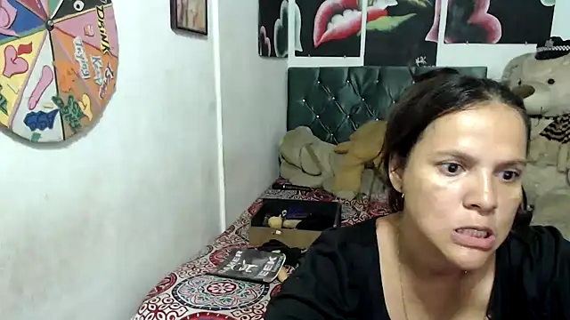 Snapshot of manzanahot9 chatting on 03-11-25, 03:34 manzanahot9 online show from 03-11-25, 03:34