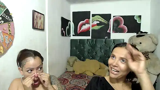 Snapshot of manzanahot9 chatting on 03-11-25, 10:20 manzanahot9 online show from 03-11-25, 10:20