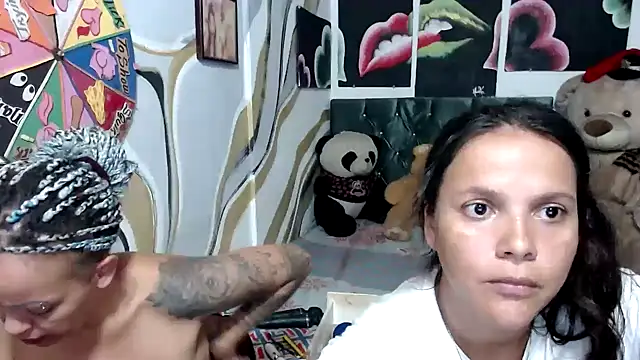 Snapshot of manzanahot9 chatting on 10-07-25, 07:55 manzanahot9 online show from 10-07-25, 07:55