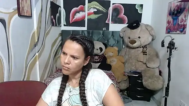manzanahot9 online show from 04-18-26, 11:14